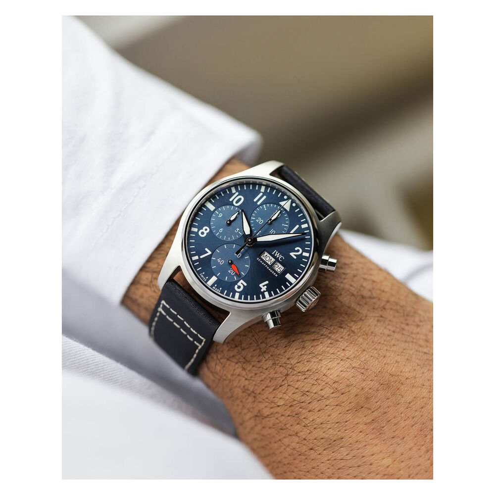 IWC Schaffhausen Pilot's Watch Chronograph 41 Blue Dial Strap Watch image number 7