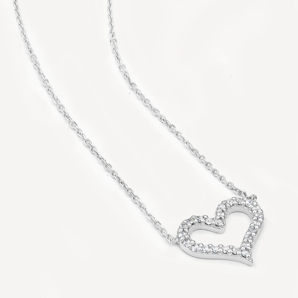 9ct White Gold Cubic Zirconia Heart Necklet image number 2