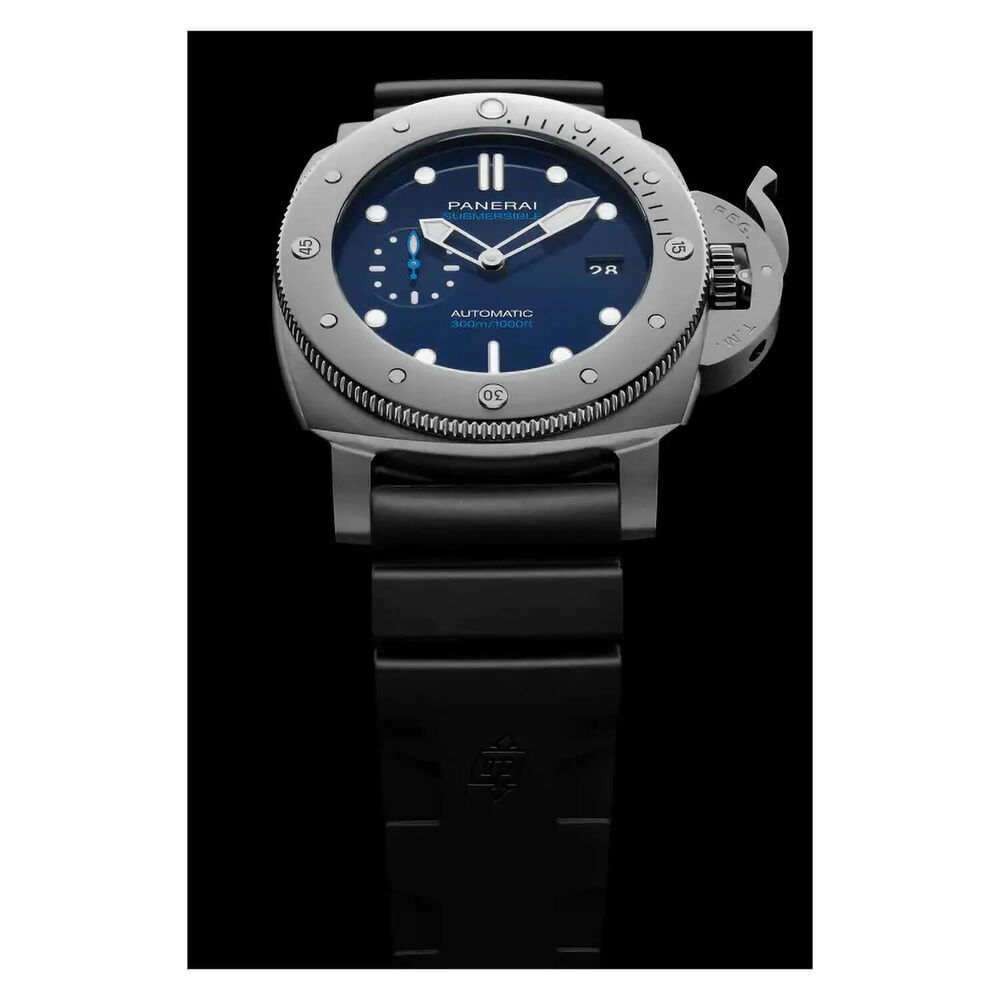 Panerai Submersible 47mm BMG-TECH™ Blue Dial Black Strap Watch image number 4