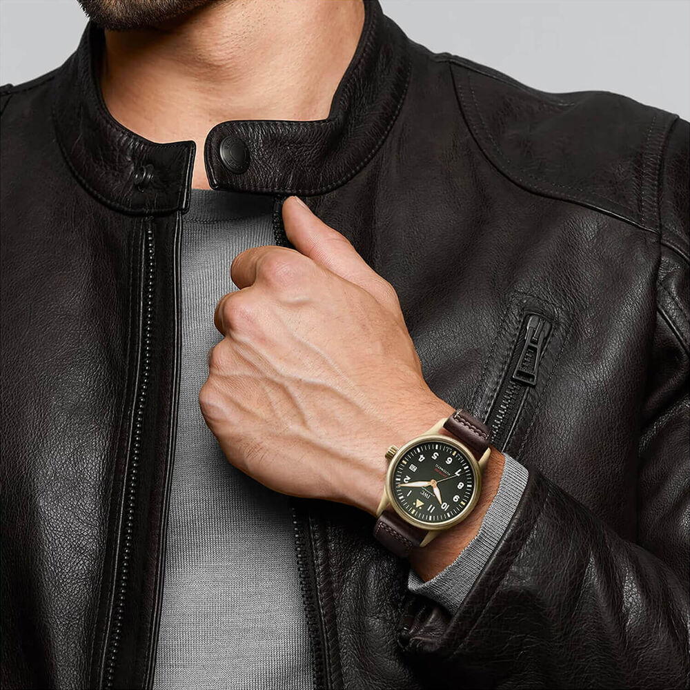 IWC Schaffhausen Pilot's Automatic Spitfire 39mm Green Dial Brown Leather Strap Watch image number 5