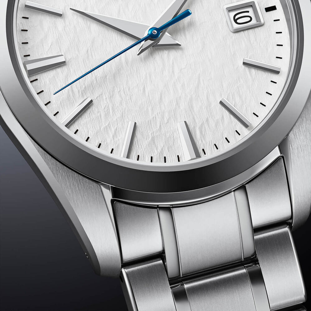 Grand Seiko Snowflake Quartz 37mm White Dial Bracelet Watch image number 2