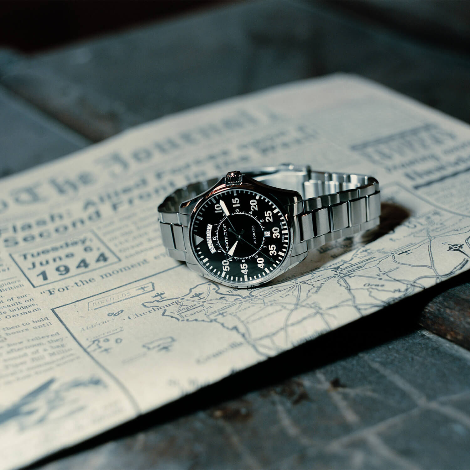 Hamilton khaki sale pilot 42mm