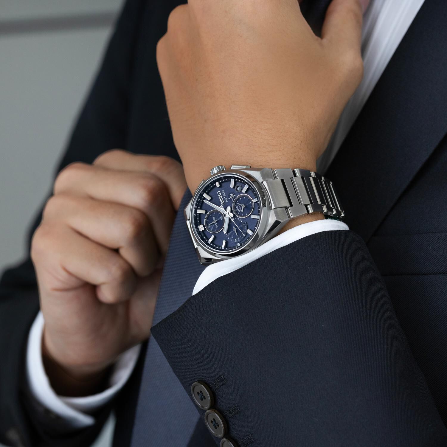 Seiko astron 42mm on sale
