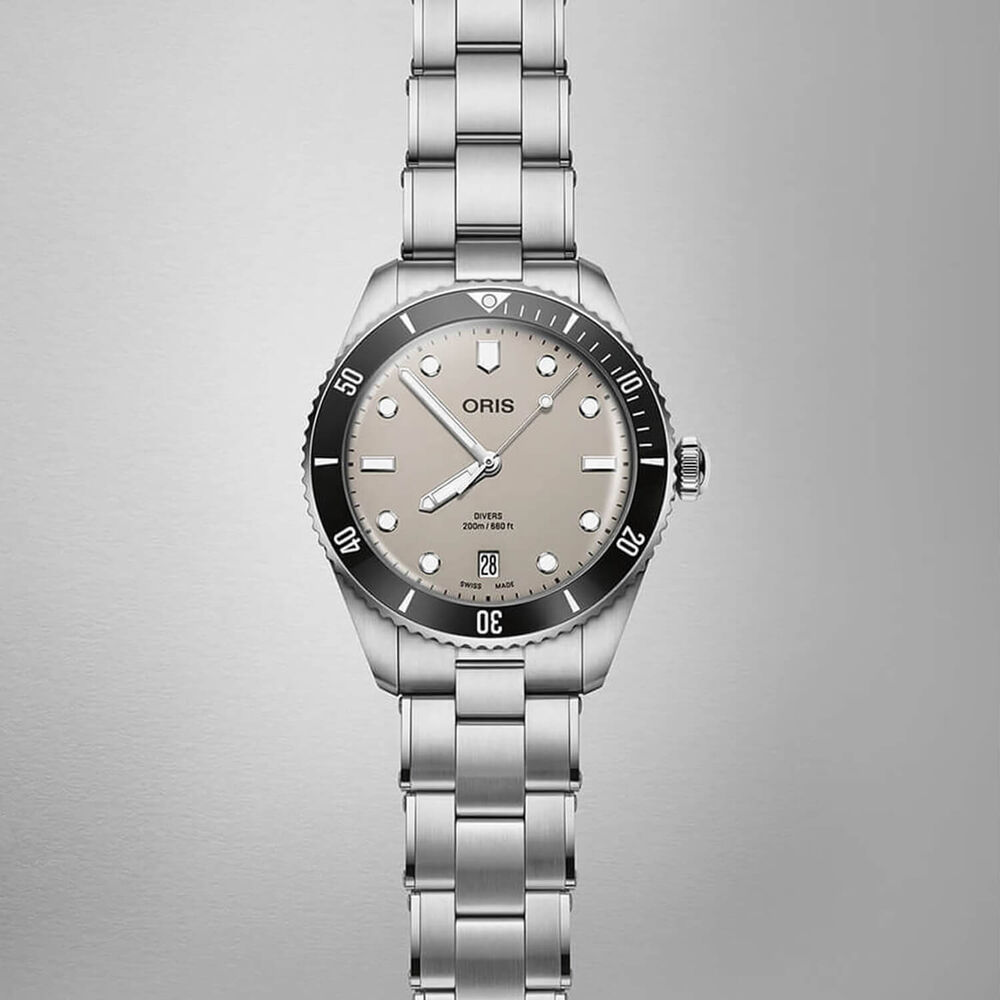 Oris Divers Date 39mm Beige Dial Stainless Steel Bracelet & Black Rubber Strap Watch image number 4