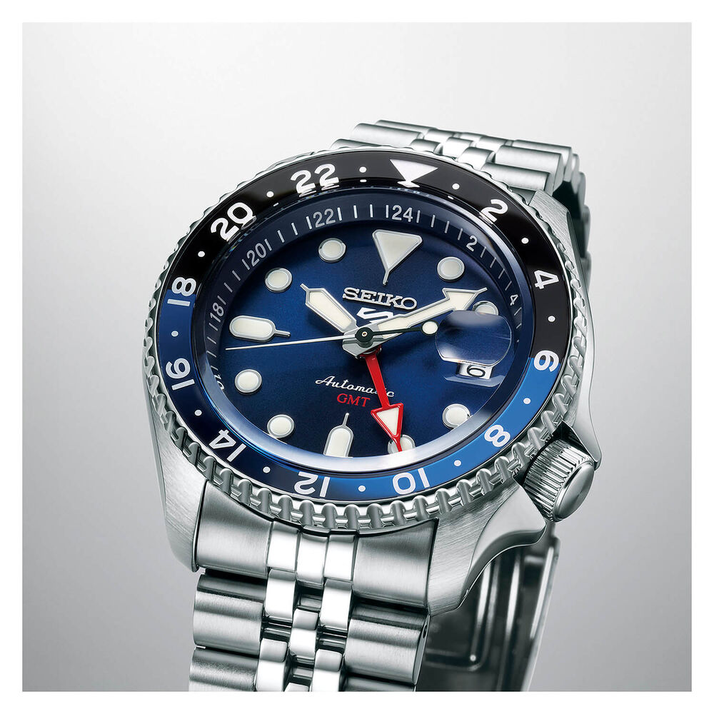 Seiko 5 Sports Blueberry GMT 42.5mm Blue Dial Steel Bracelet Watch image number 4