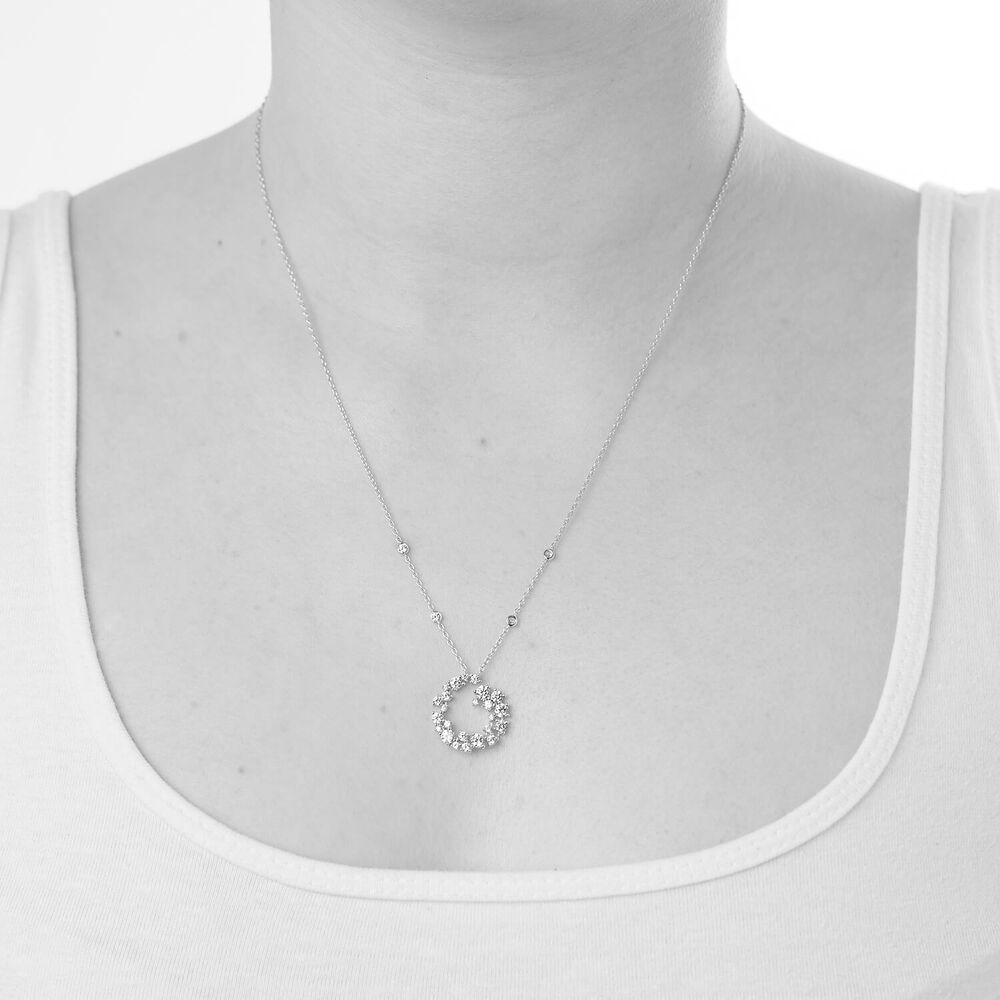 Sterling Silver Cubic Zirconia Swirl Shaped Pendant (Chain Included) image number 4