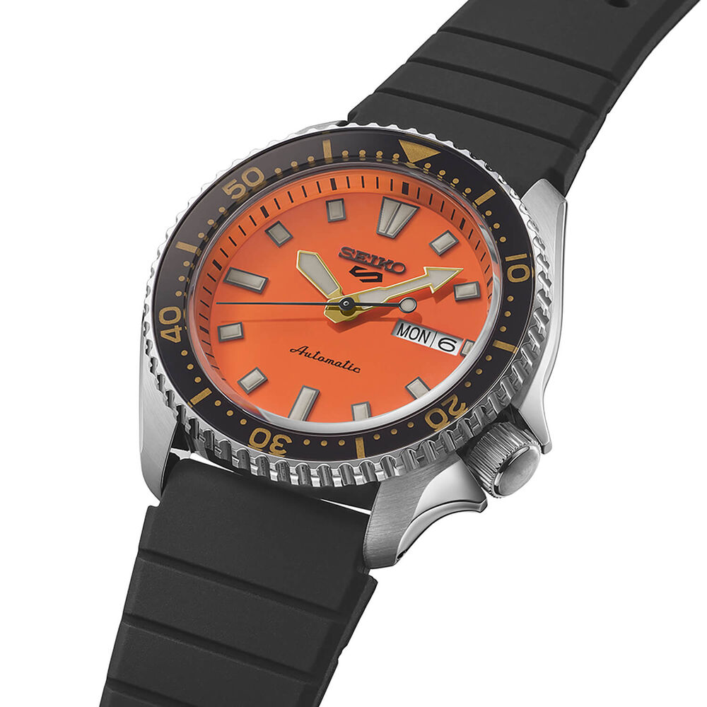 Seiko 5 Sport SKX Redux 'Daichi Orange' 42.5mm Dial Black Rubber Strap Watch image number 2