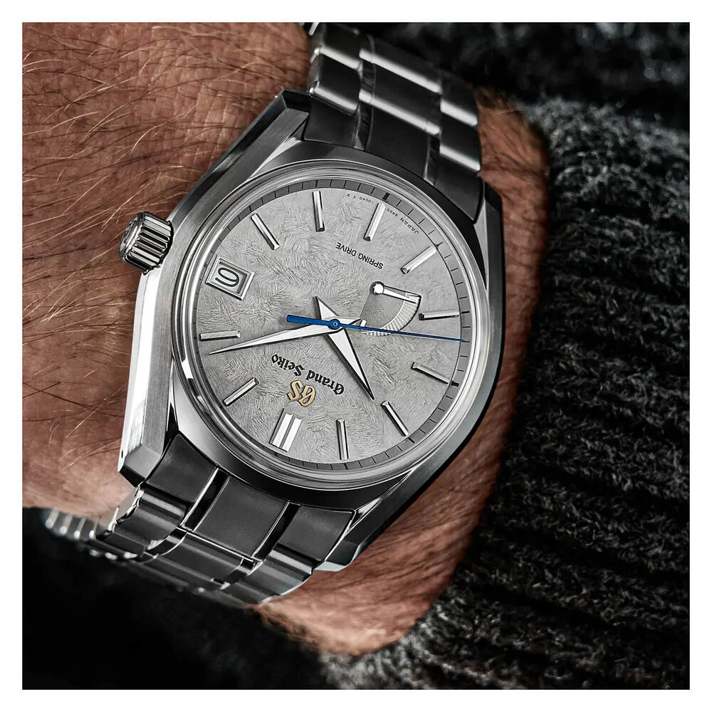 Grand Seiko Heritage Taisetu 40mm Grey Dial Steel Bracelet Watch image number 1