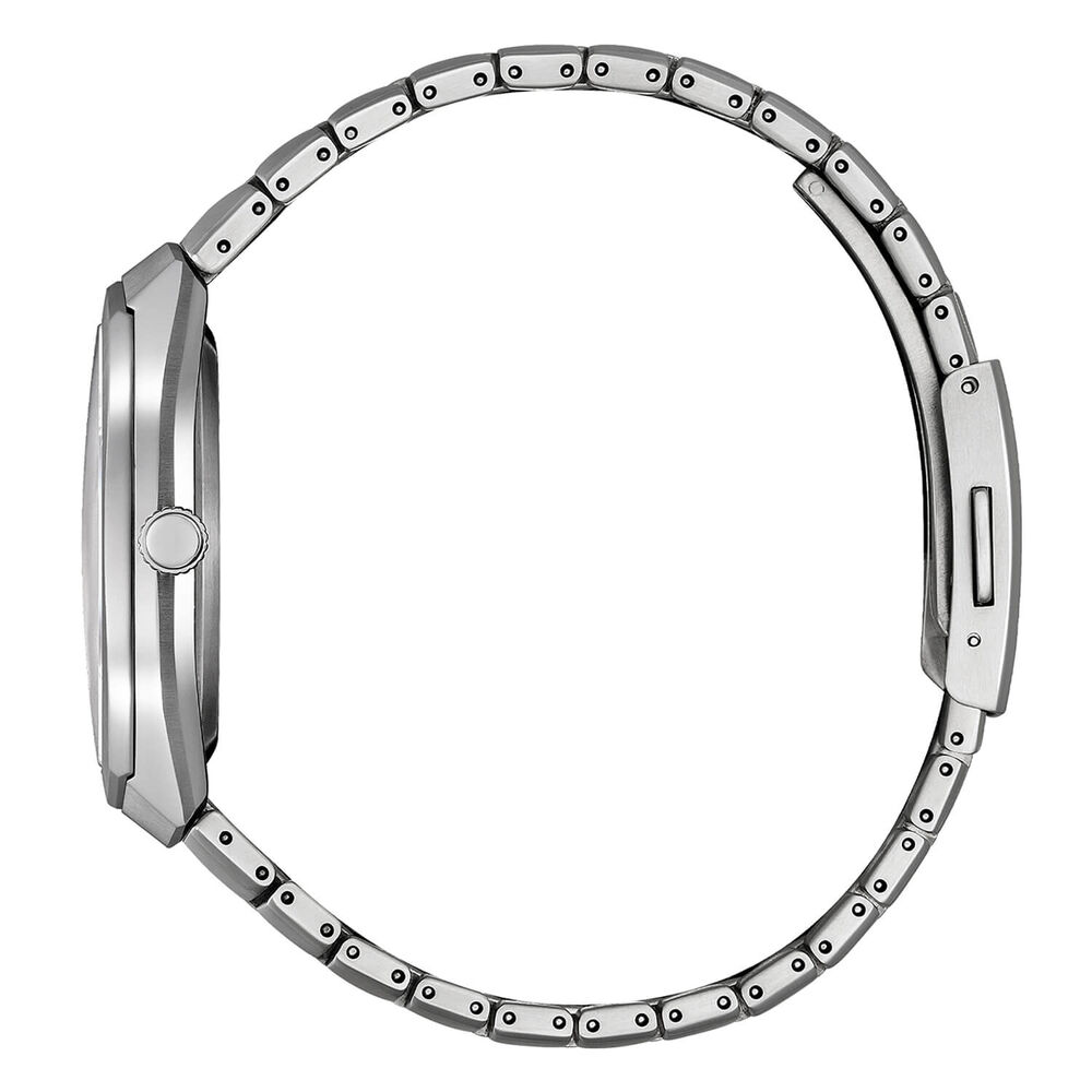 Citizen Eco-Drive PHOTON 40mm Black Dial Silver Tone Super Titanium Bracelet Watch