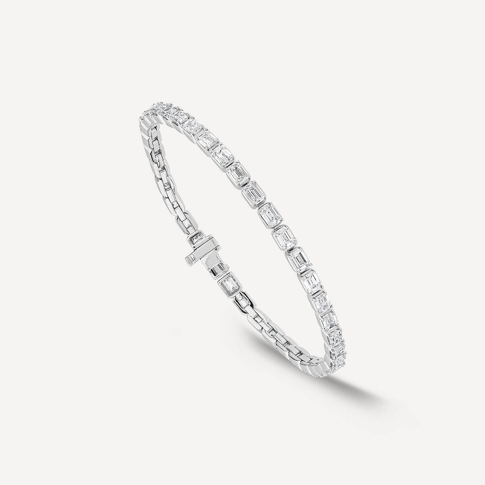 Born 18ct White Gold Lab Grown 7.50ct Diamond Emerald Cut Tennis Style Bracelet image number 3