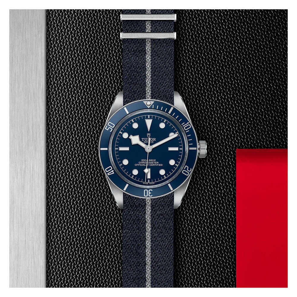 TUDOR Black Bay Fifty-Eight Navy Blue 39mm Blue Case Fabric Watch image number 2