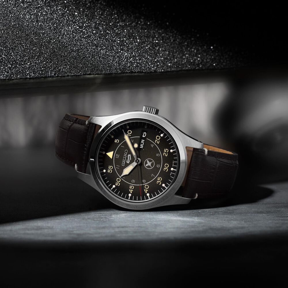 Seiko 5 Sports X Yuto Horigome Limited Edition IV 39.4mm Brown Dial Leather Strap Watch image number 6