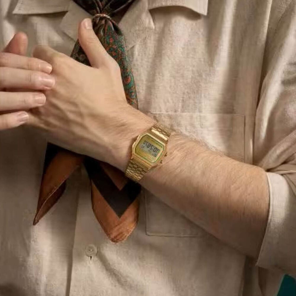 Casio Vintage 36.8x33.2mm Gold Digital Display Gold Tone Stainless Steel Bracelet Watch image number 2