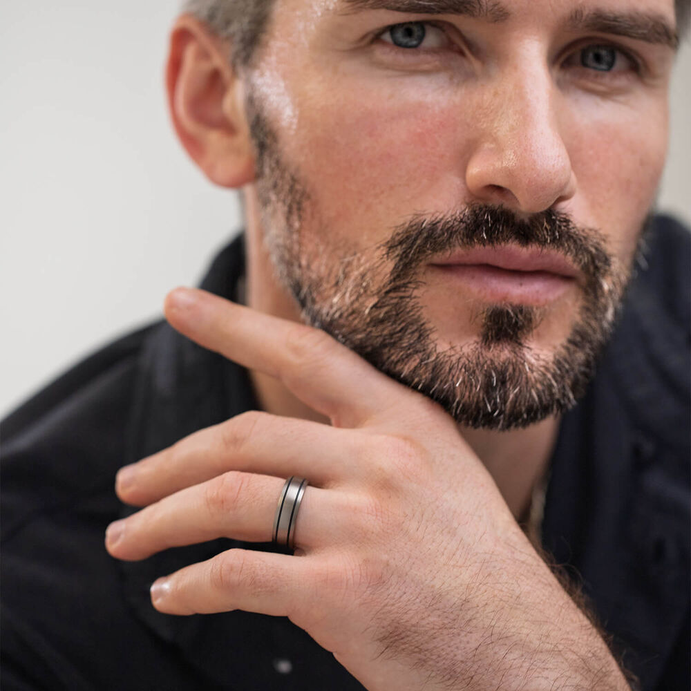 Men's titanium and enamel 7mm ring