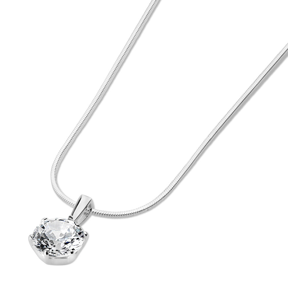 Sterling Silver Cubic Zirconia Six Claw Pendant (Chain Included) image number 1