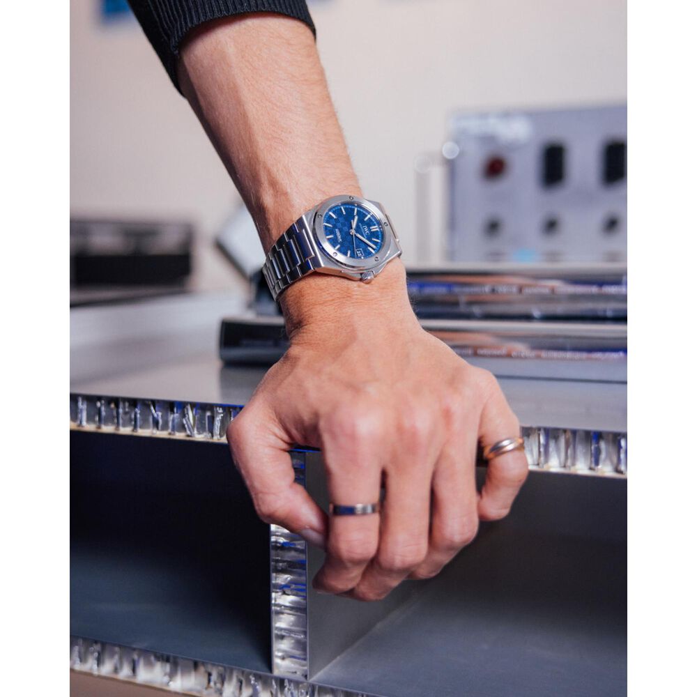 IWC Schaffhausen Ingenieur Automatic 40mm Blue Dial Steel Bracelet Watch image number 5