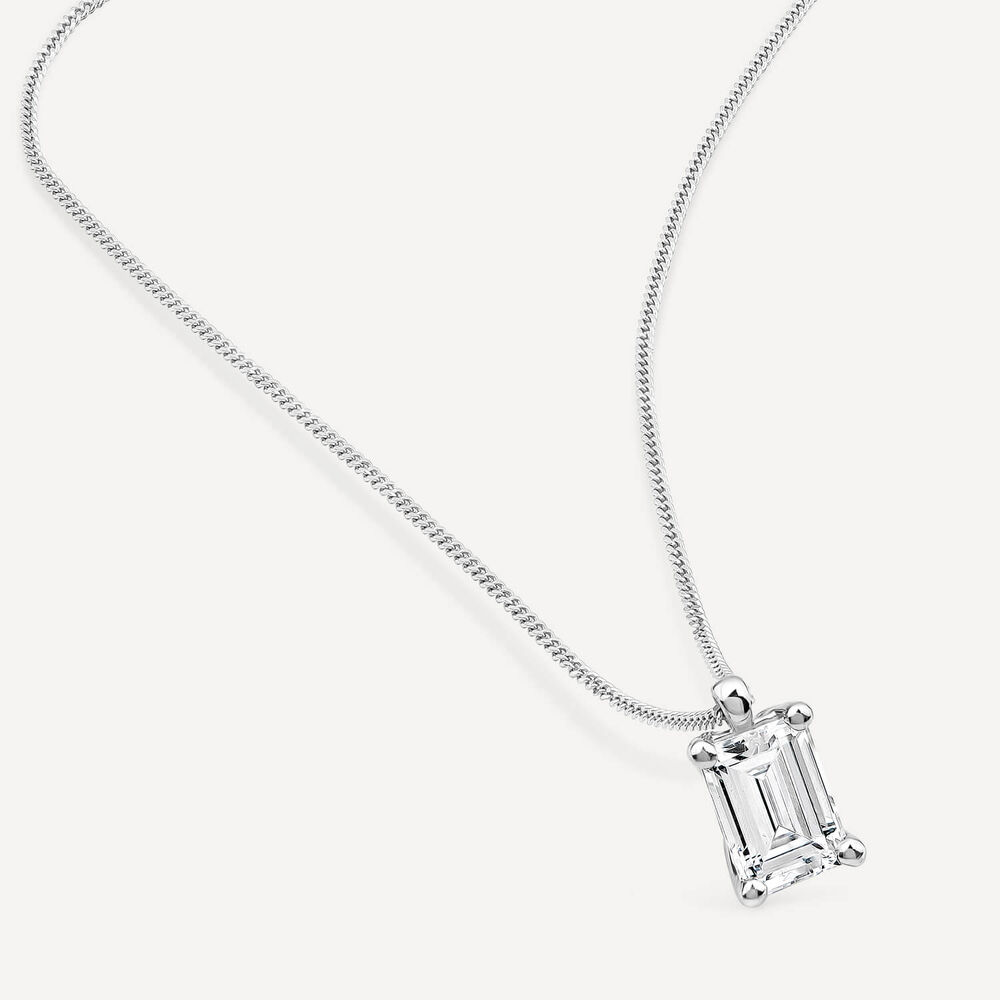 18ct White Gold 1.00ct Lab Grown Emerald Diamond Pendant image number 3