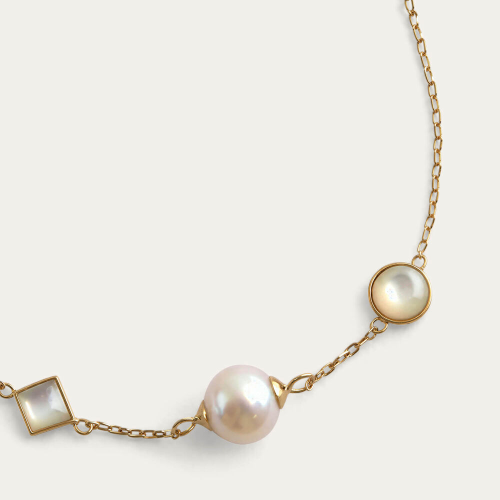 9ct Yellow Gold Freshwater Pearl & Mother of Pearl Station Bracelet