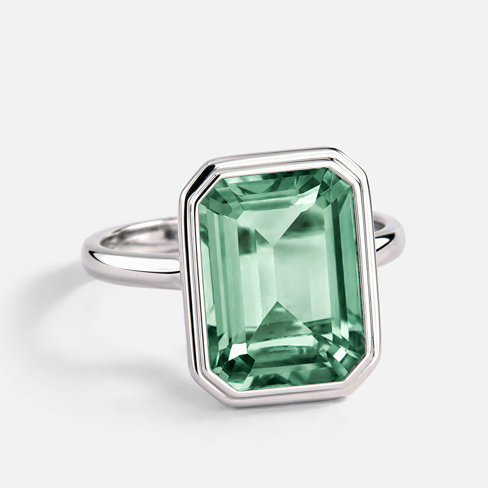Sterling Silver Rectangular Green Quartz Bezel Set Ring