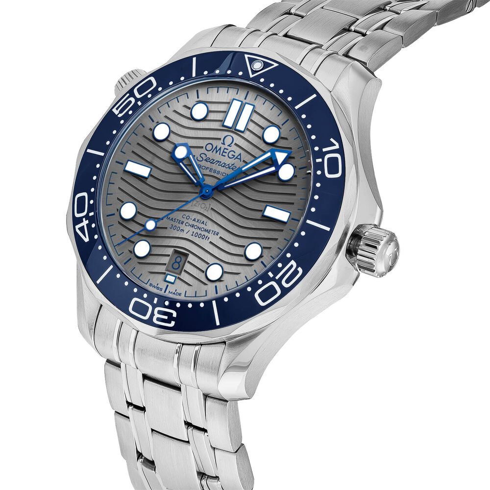 Omega Seamaster Chronometer Grey Dial Steel Men's Watch image number 1
