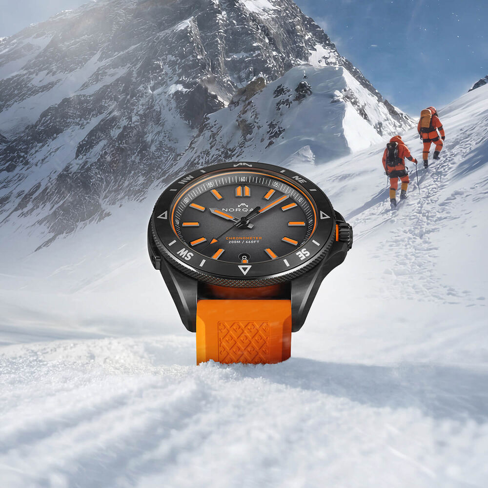 NORQAIN Adventure NEVEREST 40mm Black Dial Orange Rubber Strap Watch