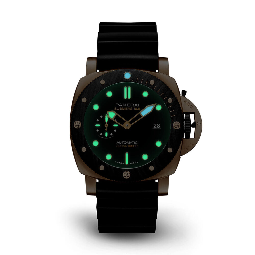 Panerai Submersible QuarantaQuattro Goldtech™ OroCarbo 44mm Black Dial Rubber Strap Watch image number 2
