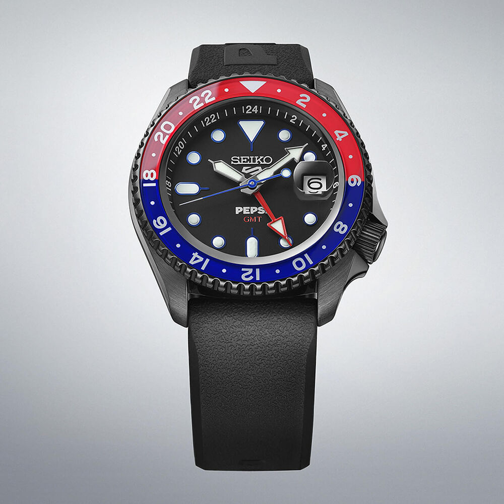 Seiko 5 Sports x PEPSI Limited Edition Collaboration In All-Black 42.5mm Dial Strap Watch image number 3