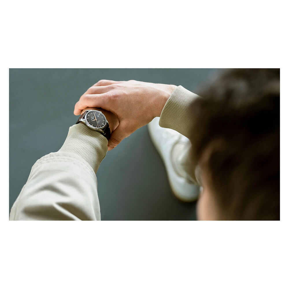 Certina DS-1 Powermatic Black Dial Rose Gold Index Steel Case Bracelet Watch image number 4