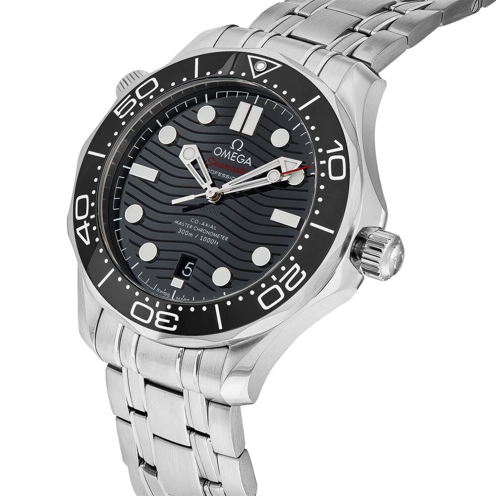 Omega Seamaster Chronometer Black Dial Steel Men's Watch image number 1
