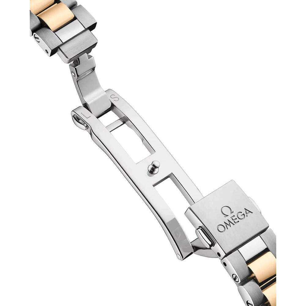 OMEGA Aqua Terra 150M 30mm Mother of Pearl Dial Diamonds Moonshine™ Gold & Steel Bracelet Watch image number 4