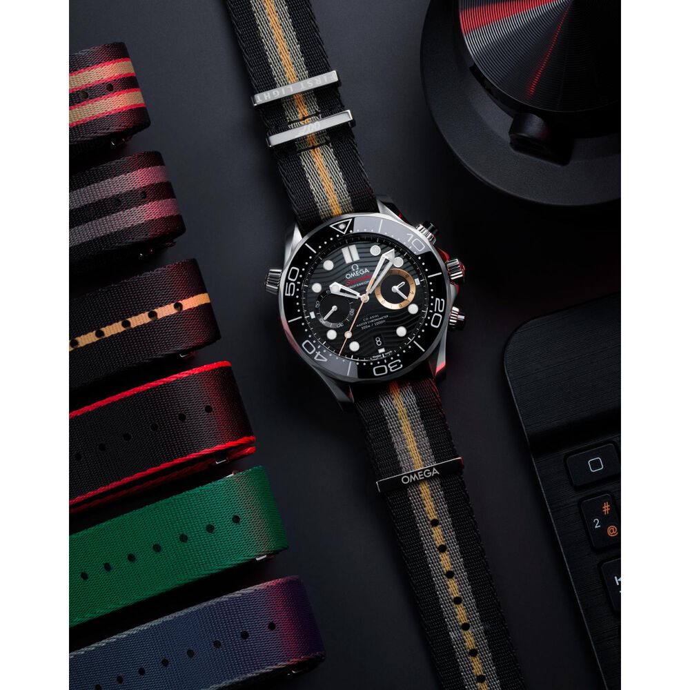 OMEGA Seamaster Diver 300M 007 First Light James Bond 44mm Black Dial NATO Strap Watch