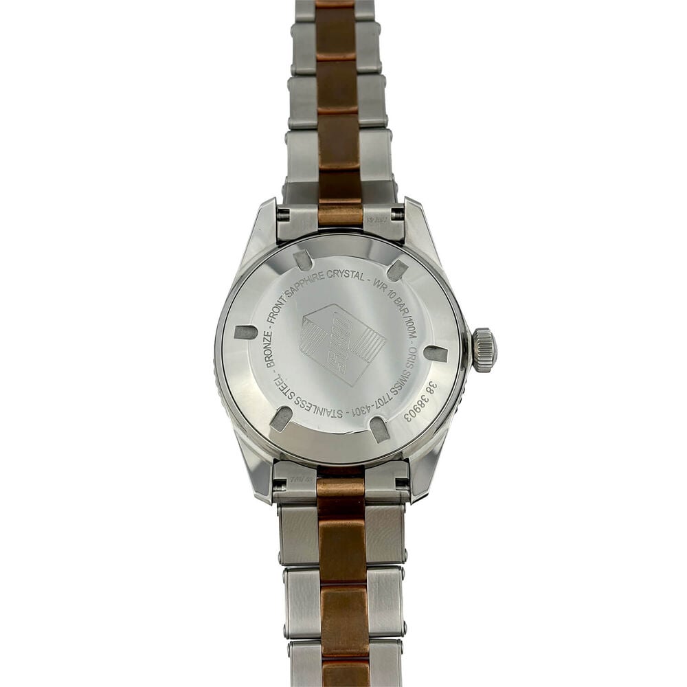 Pre-Owned Oris Divers 65 40mm Blue Dial Steel Bracelet Watch image number 2