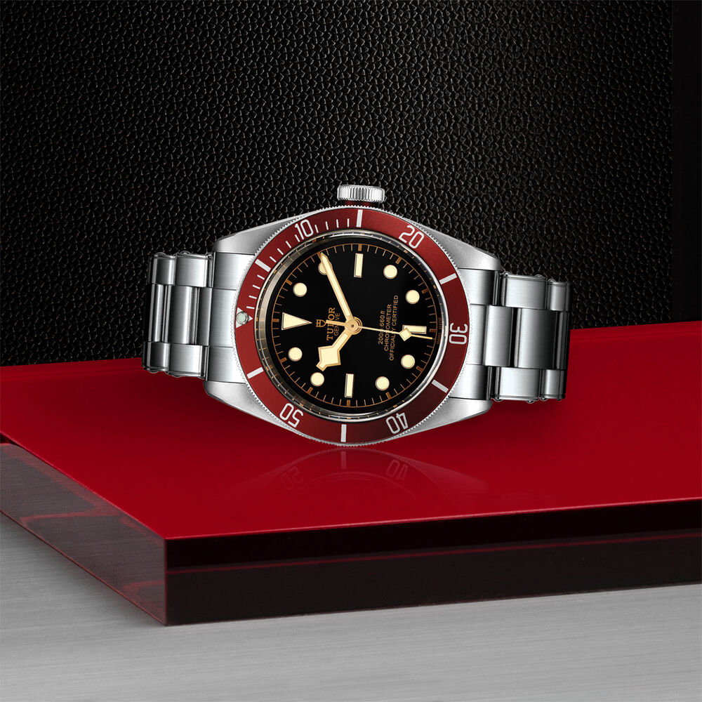 TUDOR Heritage Black Bay 41mm Burgundy Bezel Steel Men's Watch image number 2