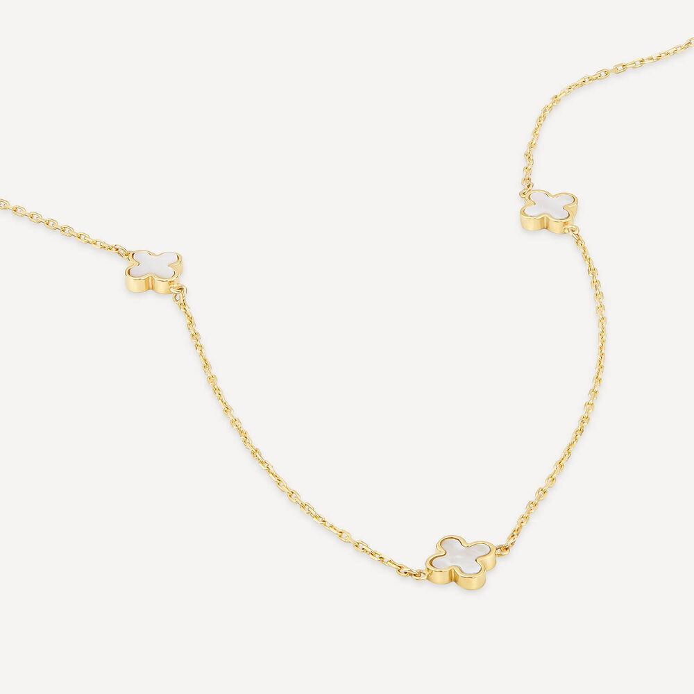 9ct Yellow Gold Mother of Pearl Petal Necklet image number 4