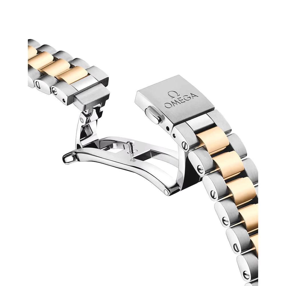 OMEGA Aqua Terra 150M 30mm Mother of Pearl Dial Diamonds Moonshine™ Gold & Steel Bracelet Watch image number 3