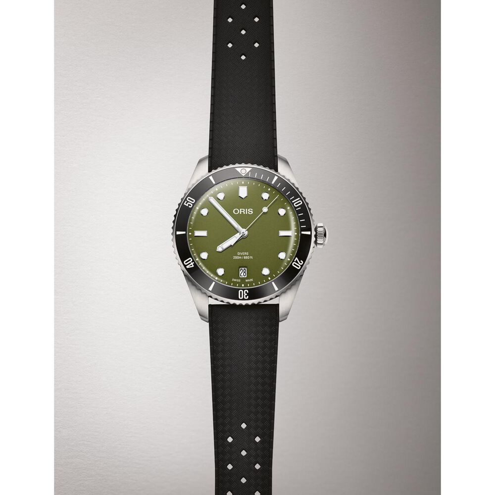 Oris Divers Date 39mm Olive Green Dial Steel Bracelet Watch