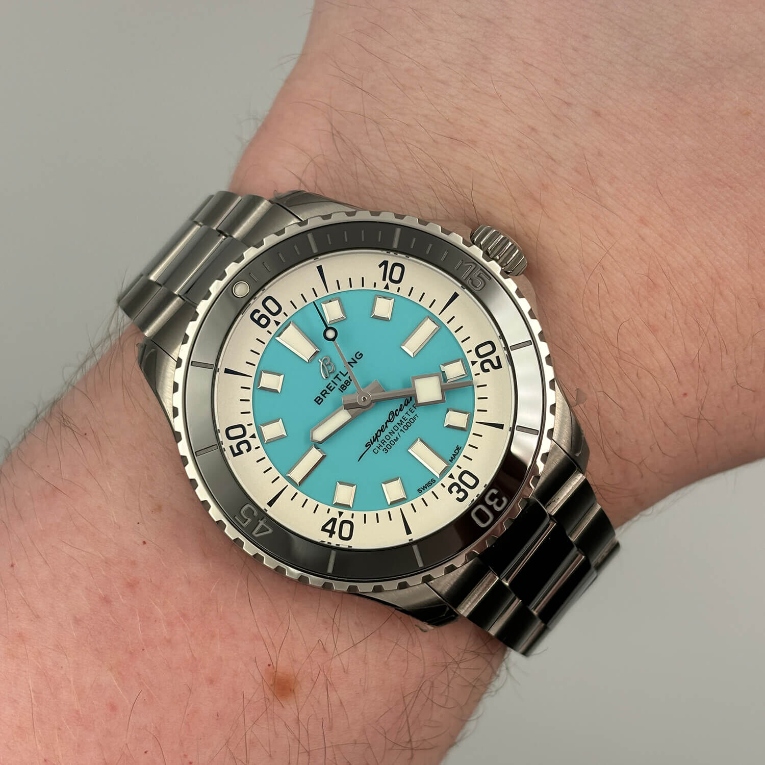 Pre owned breitling superocean shop