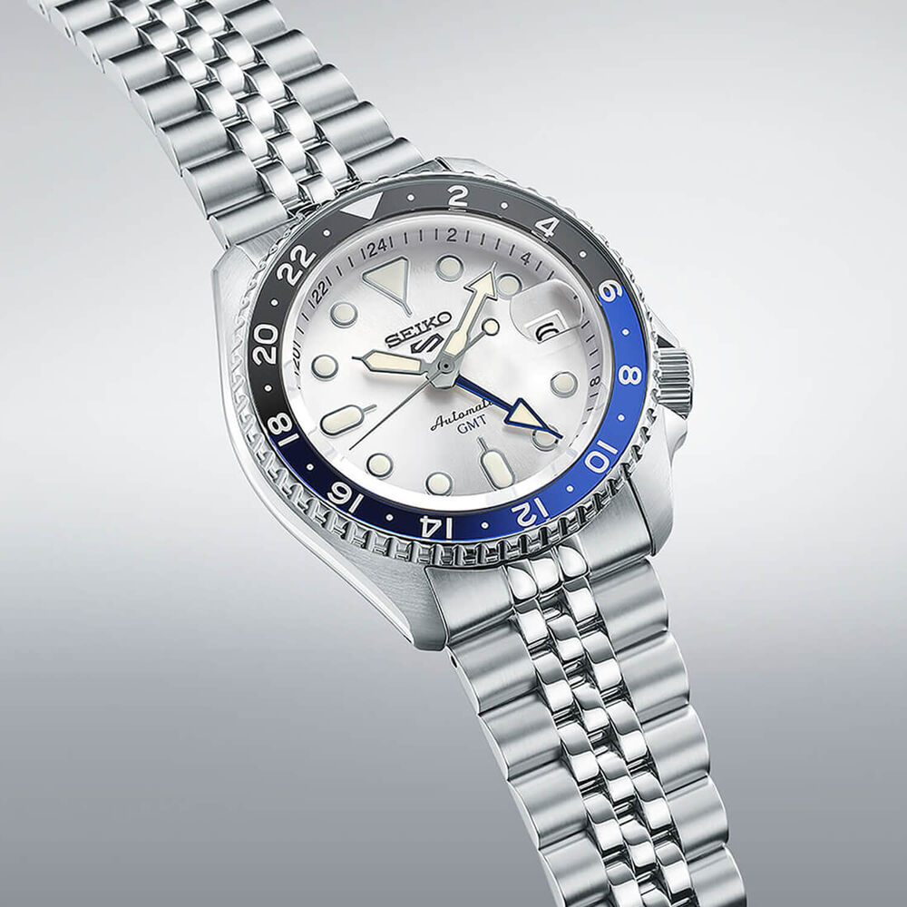 Seiko 5 Sports SKX GMT Sky Blue Silver Cloud 42.5mm Dial Steel Bracelet Watch image number 2