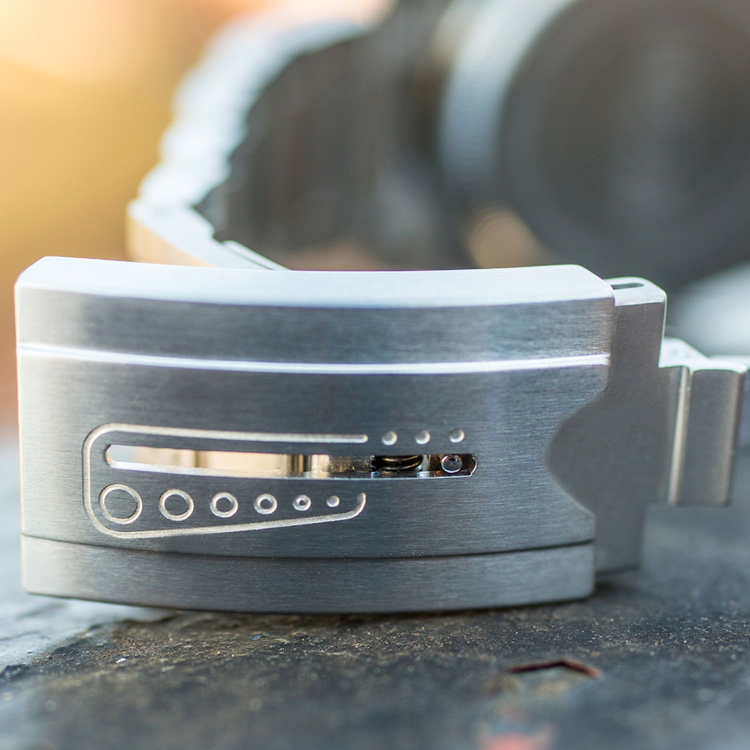 Tudor left hand dive outlet watch