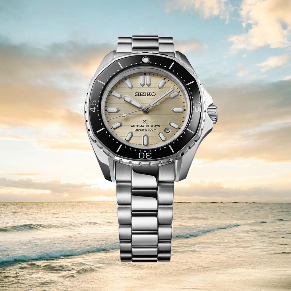Seiko Prospex 300m Diver’s 41.3mm Pearl Dial Stainless Steel Bracelet Watch image number 3