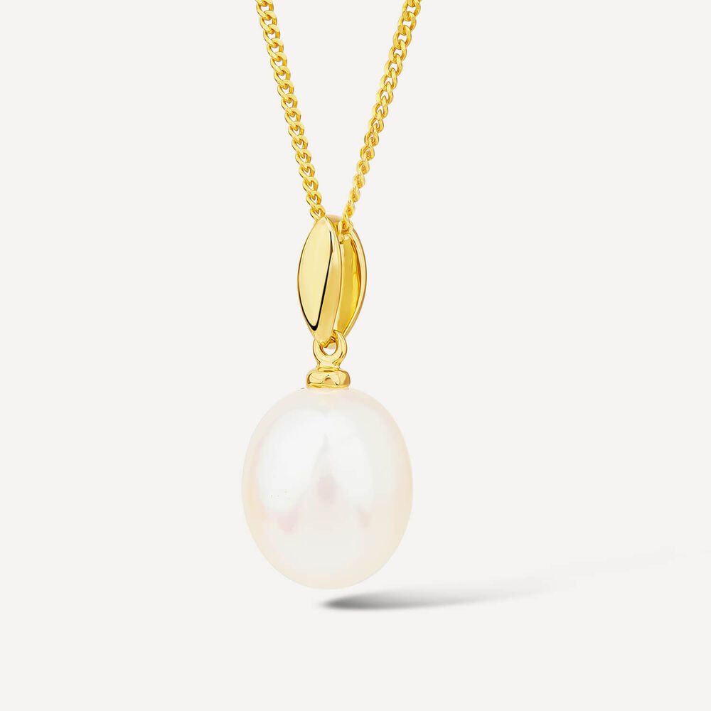 9ct Yellow Gold Oval Freshwater Pearl Classic Pendant image number 1