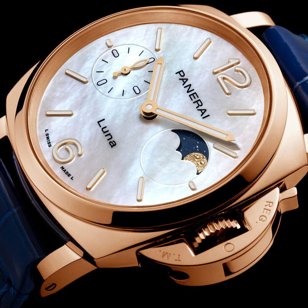 Panerai Luminor Due Luna Goldtech™ Madreperla 38mm Dial Blue Leather Strap Watch image number 2