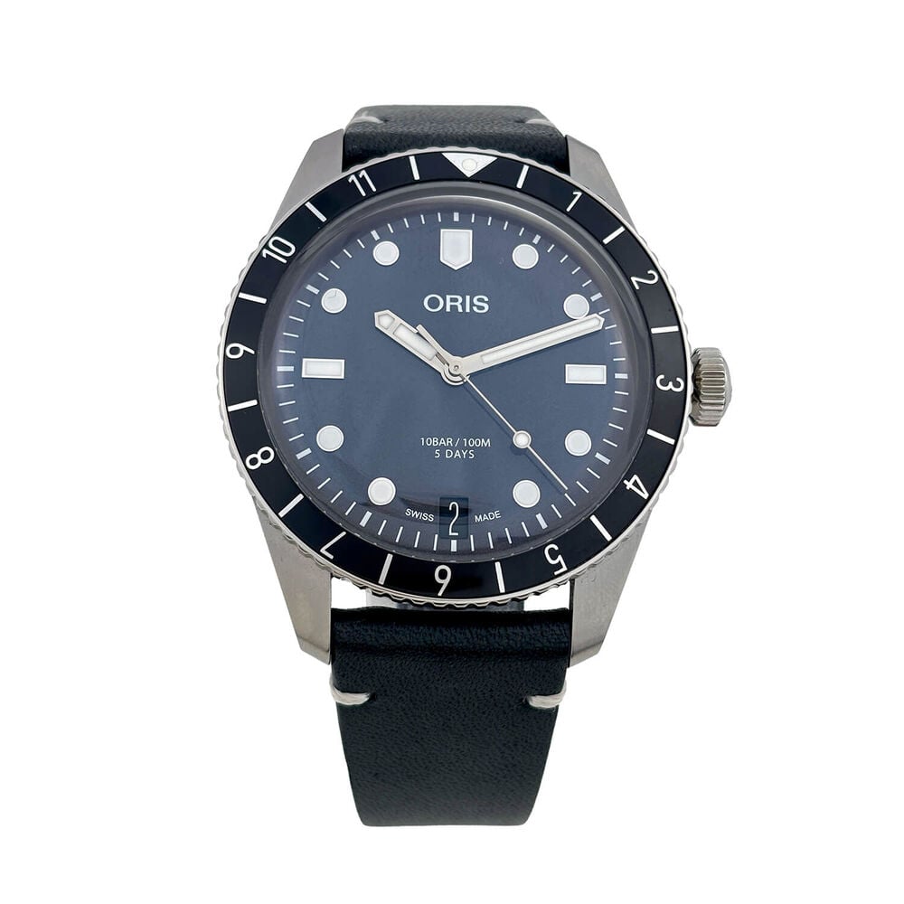 Pre-Owned Oris Divers 65 40mm Black Dial Leather Strap Watch image number 0