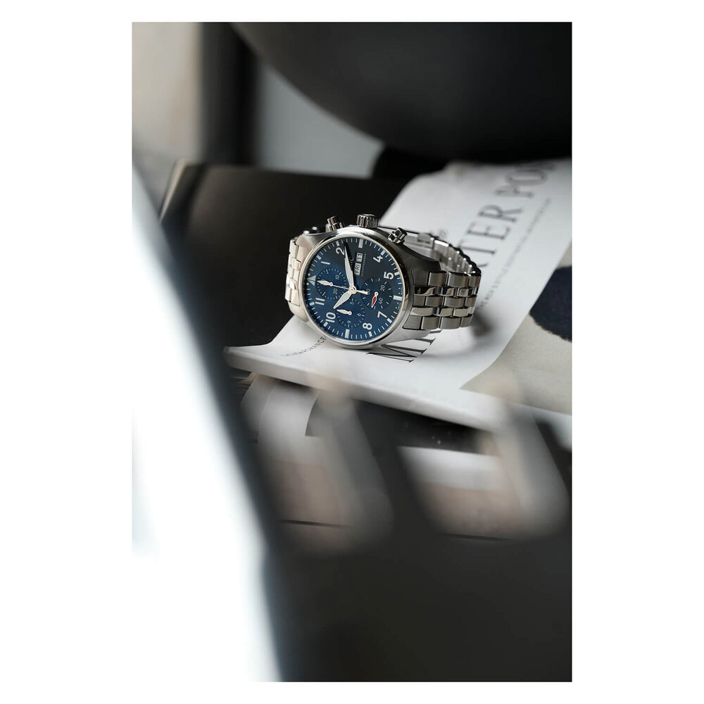 IWC Schaffhausen Pilot 41mm Chrono Blue Dial Steel Case Bracelet Watch image number 5