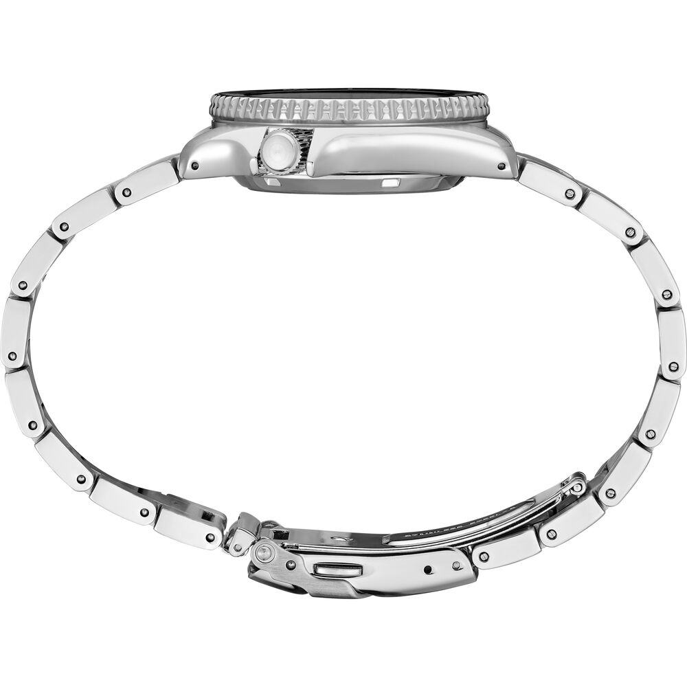 Seiko 5 Sports SKX Midi 38mm Cream Dial Stainless Steel Bracelet Watch image number 4