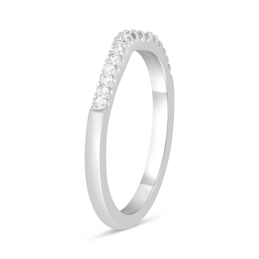 Ladies' 18ct white gold 0.16 carat diamond shaped 2mm wedding ring image number 3