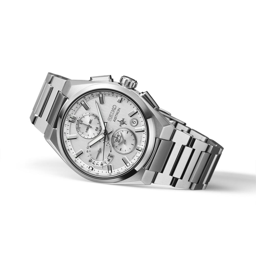 Seiko Astron GPS Solar 5X Dual-Time Chronograph 42mm Silvery White Dial Titanium Bracelet Watch image number 4