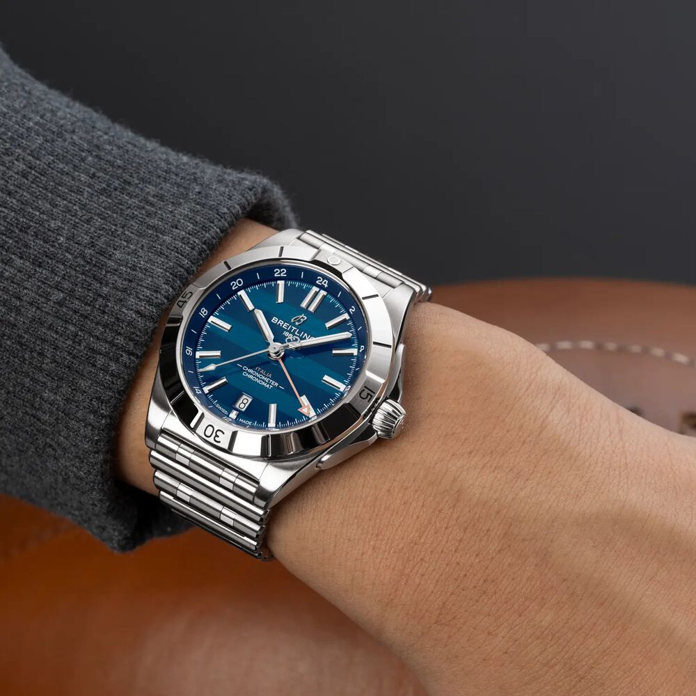 Breitling Chronomat GMT Six Nations Italy 40mm Blue Dial Steel Bracelet Watch image number 4