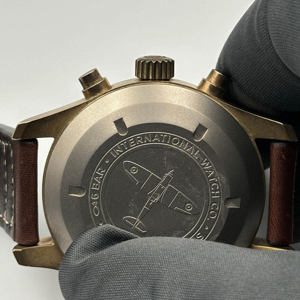 Pre-Owned IWC Schaffhausen Pilot's Watch Chronograph Spitfire Green Dial Brown Strap Watch image number 5