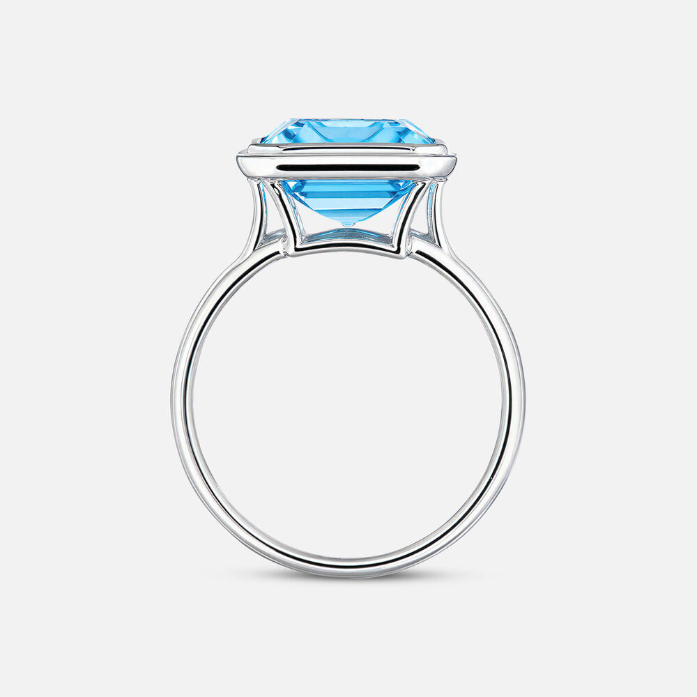 Sterling Silver Rectangular Blue Topaz Bezel Set Ring